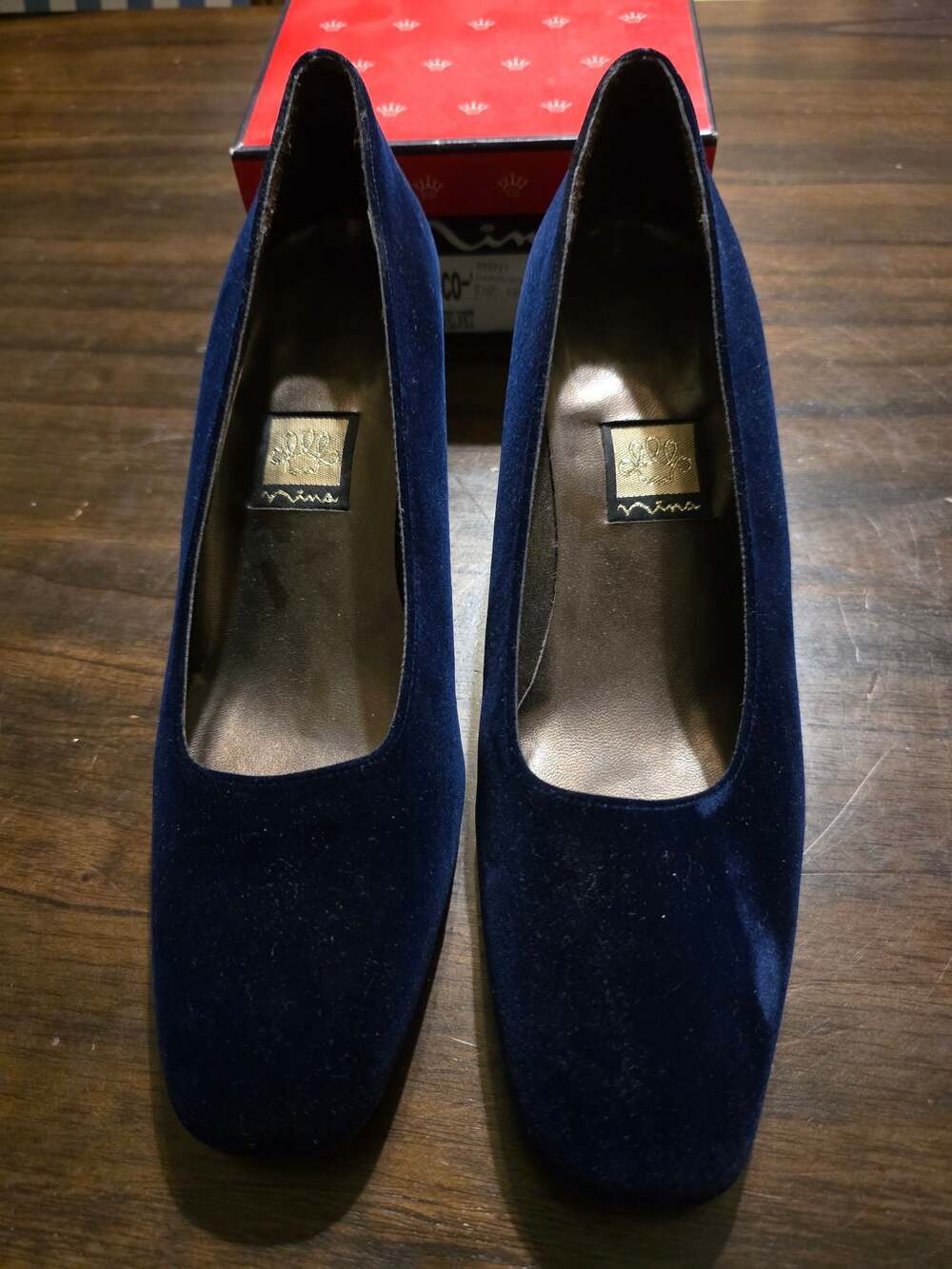 Nina Fresco Navy Velvet Heels Shoes Size 9.5 M